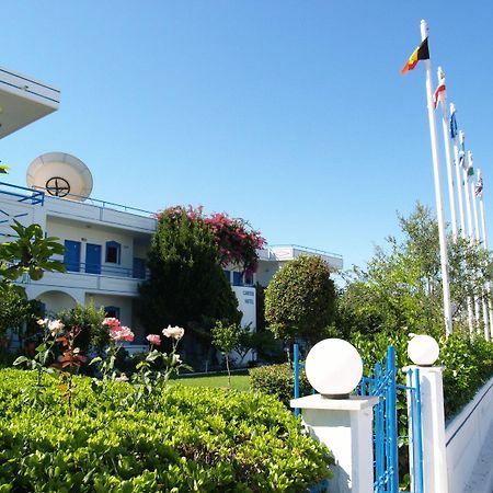 Garden Hotel Pastida Екстериор снимка
