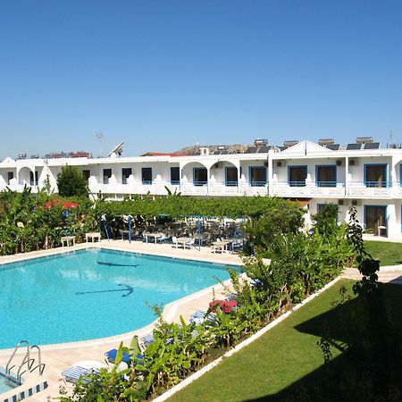 Garden Hotel Pastida Екстериор снимка