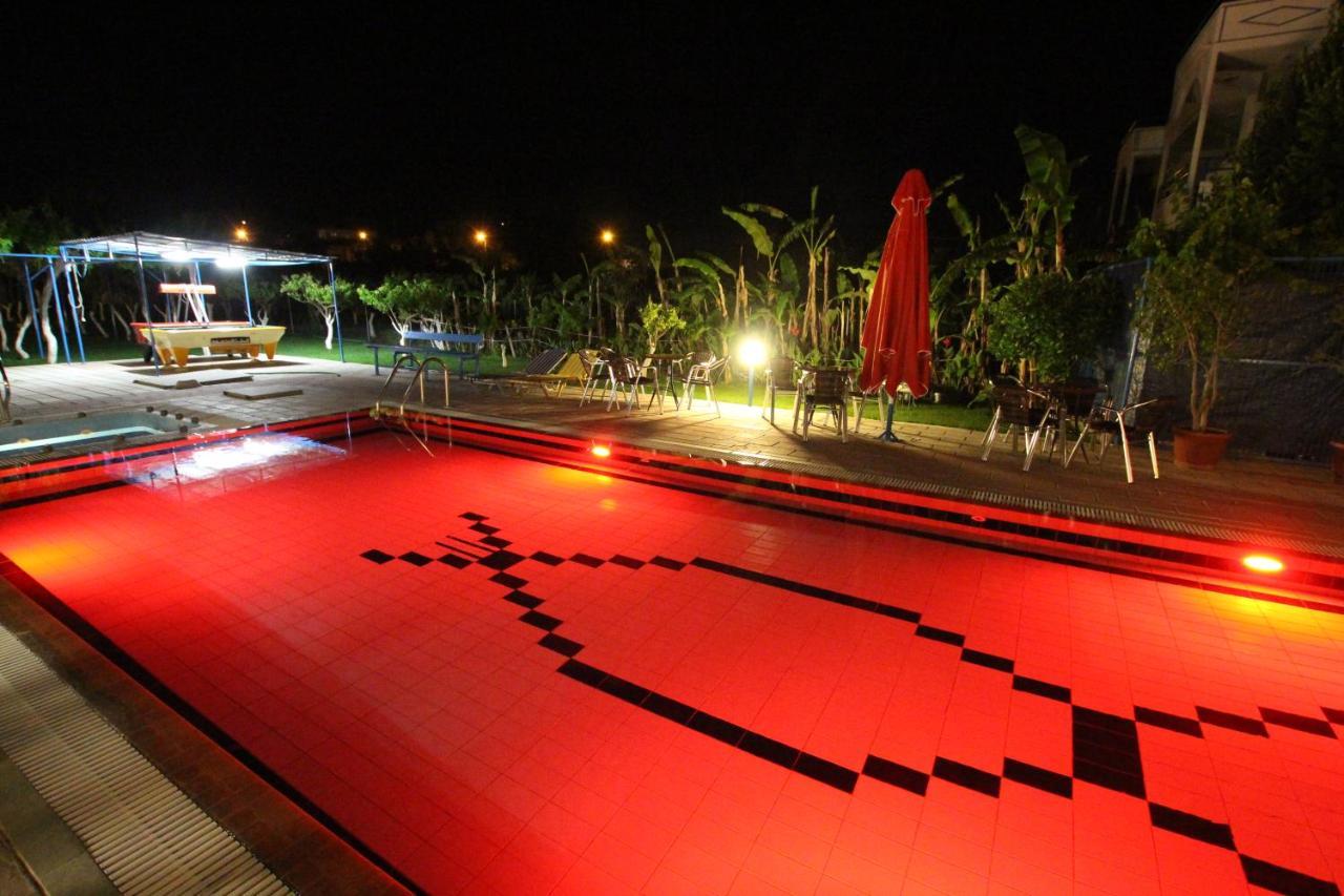 Garden Hotel Pastida Екстериор снимка