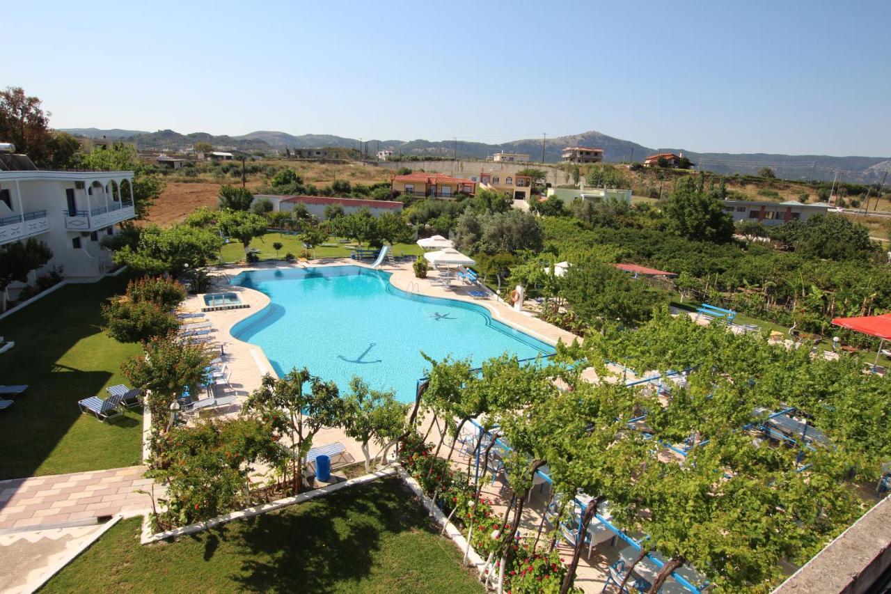 Garden Hotel Pastida Екстериор снимка