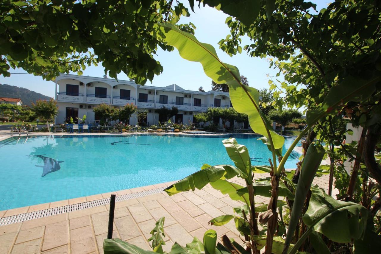Garden Hotel Pastida Екстериор снимка